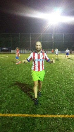 Ese pantalón no es el "reglamentario"